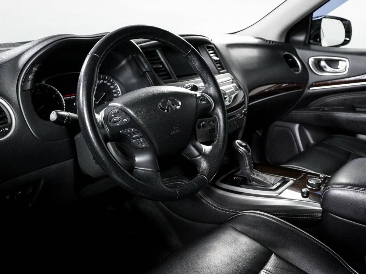 Infiniti QX60 с пробегом — 2017 год. Фото: #13