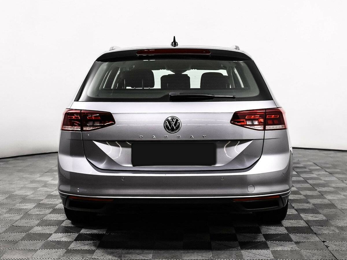Volkswagen Passat с пробегом — 2019 год. Фото: #5