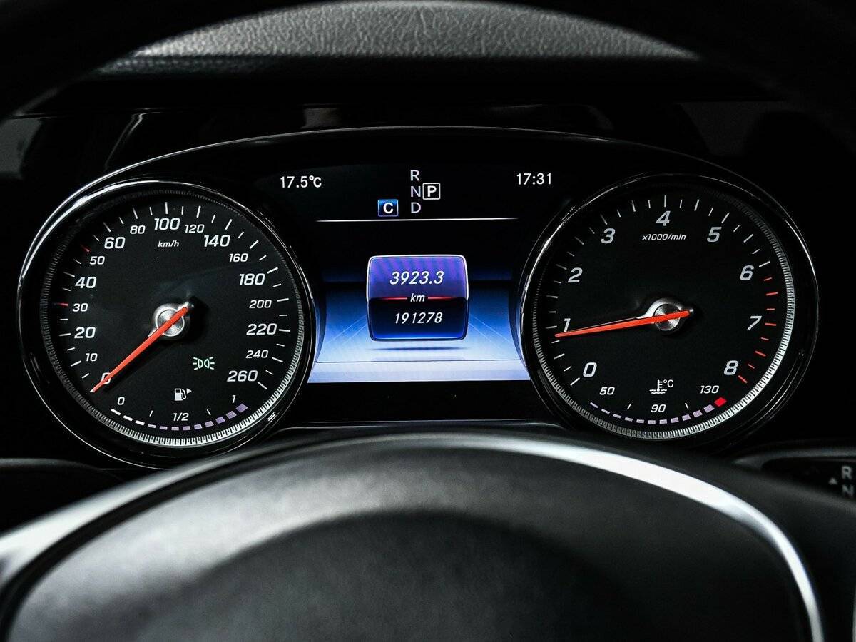 Mercedes-Benz E-Класс с пробегом — 2017 год. Фото: #9