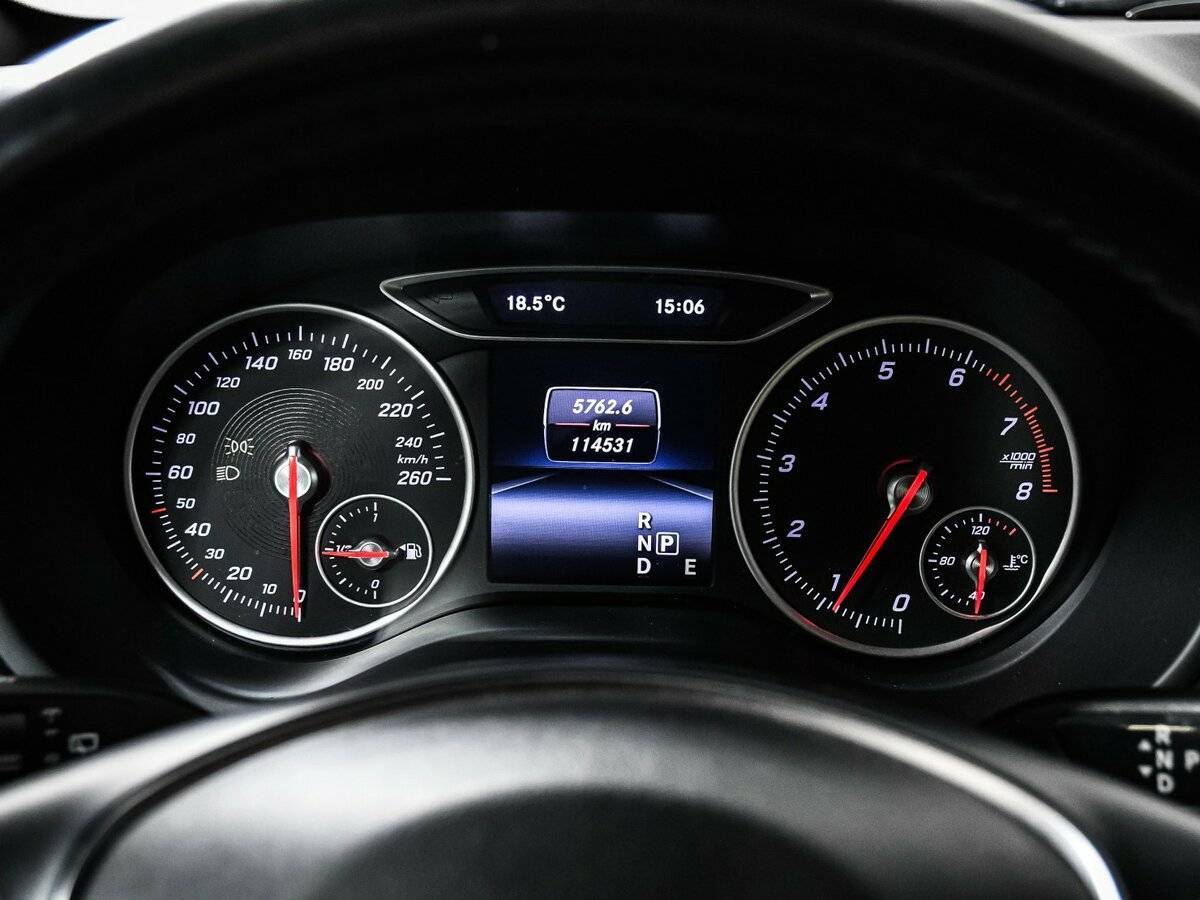 Mercedes-Benz B-Класс с пробегом — 2015 год. Фото: #9