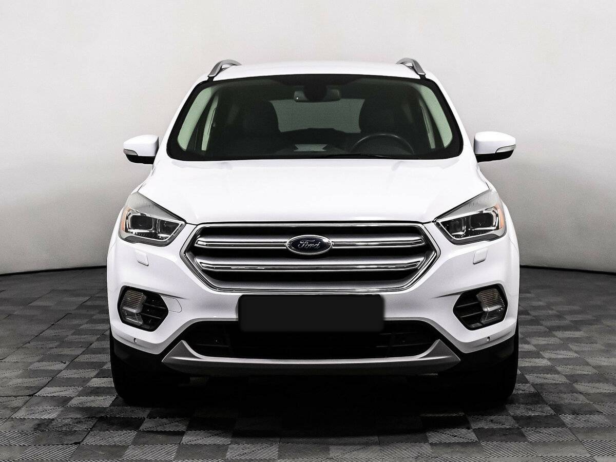 Ford Kuga с пробегом — 2017 год. Фото: #1