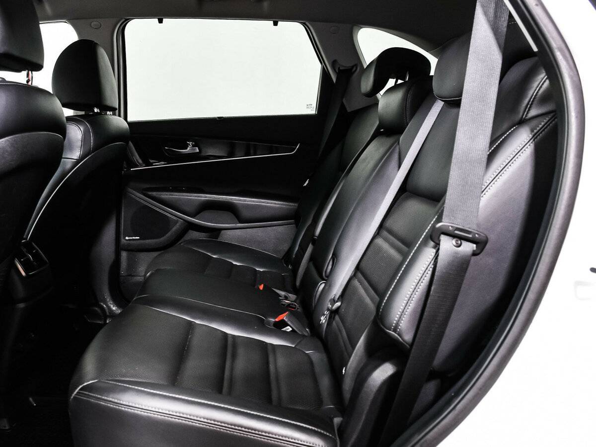 Kia Sorento с пробегом — 2018 год. Фото: #11