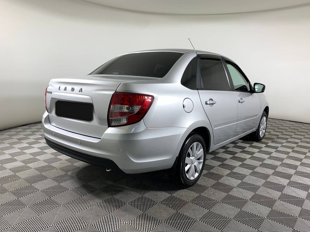 Lada (ВАЗ) Granta с пробегом — 2024 год. Фото: #4