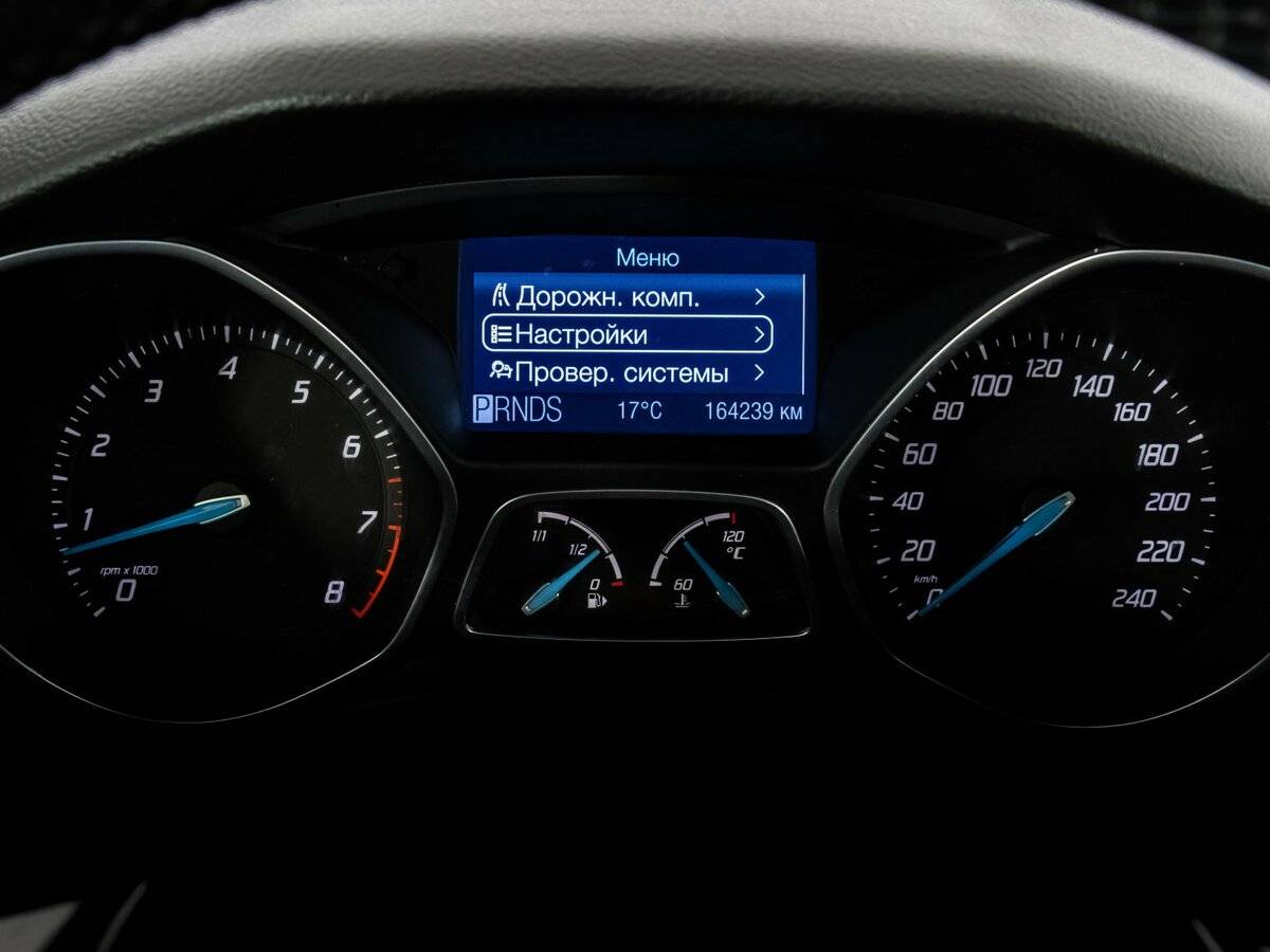 Ford Focus с пробегом — 2012 год. Фото: #18