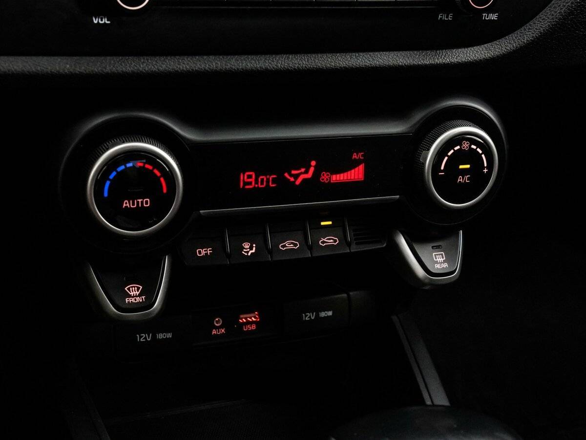 Kia Rio с пробегом — 2018 год. Фото: #14