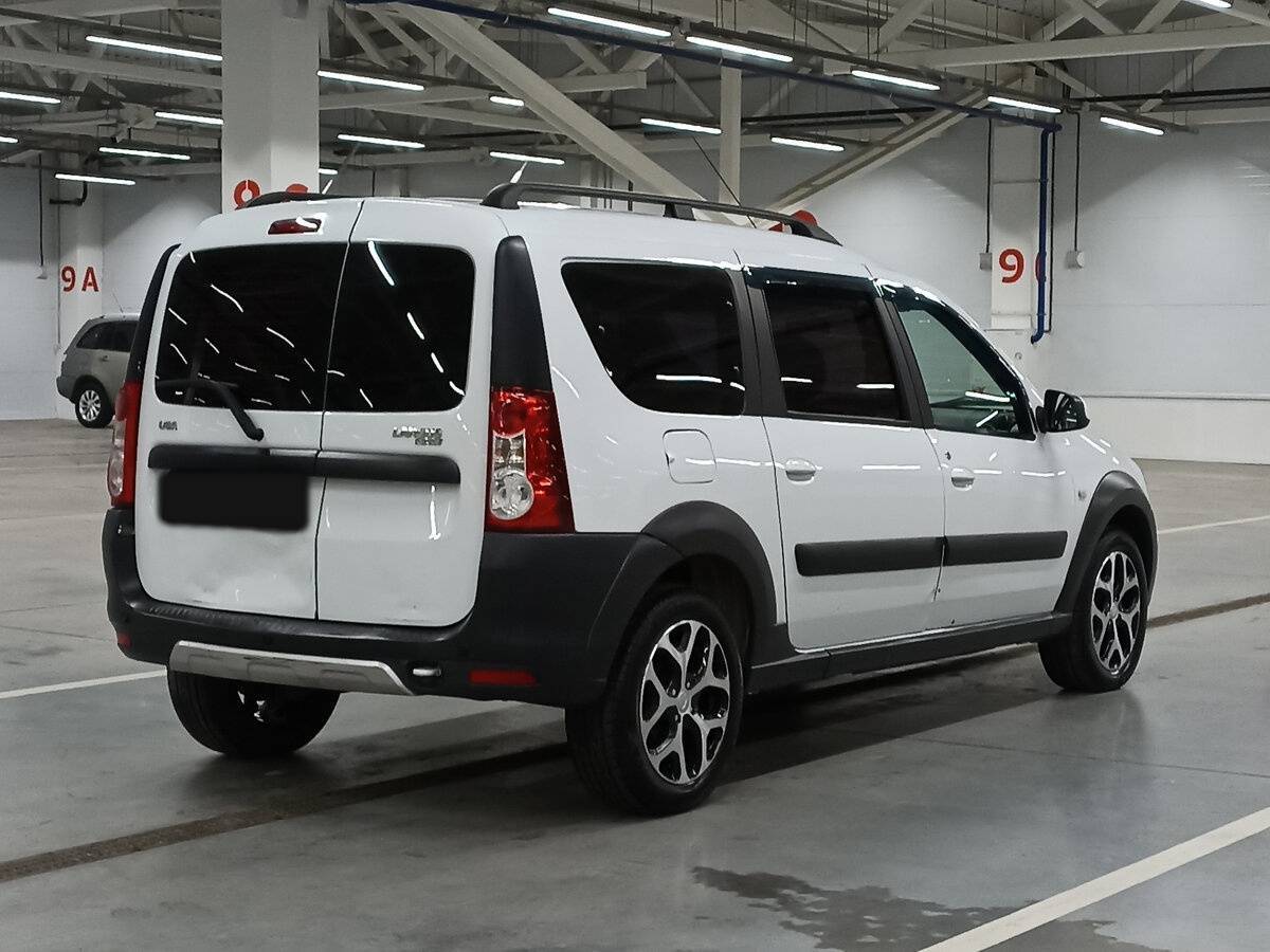 Lada (ВАЗ) Largus с пробегом — 2017 год. Фото: #4