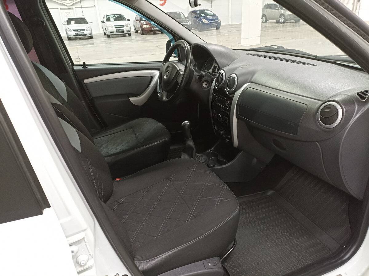 Lada (ВАЗ) Largus с пробегом — 2017 год. Фото: #10