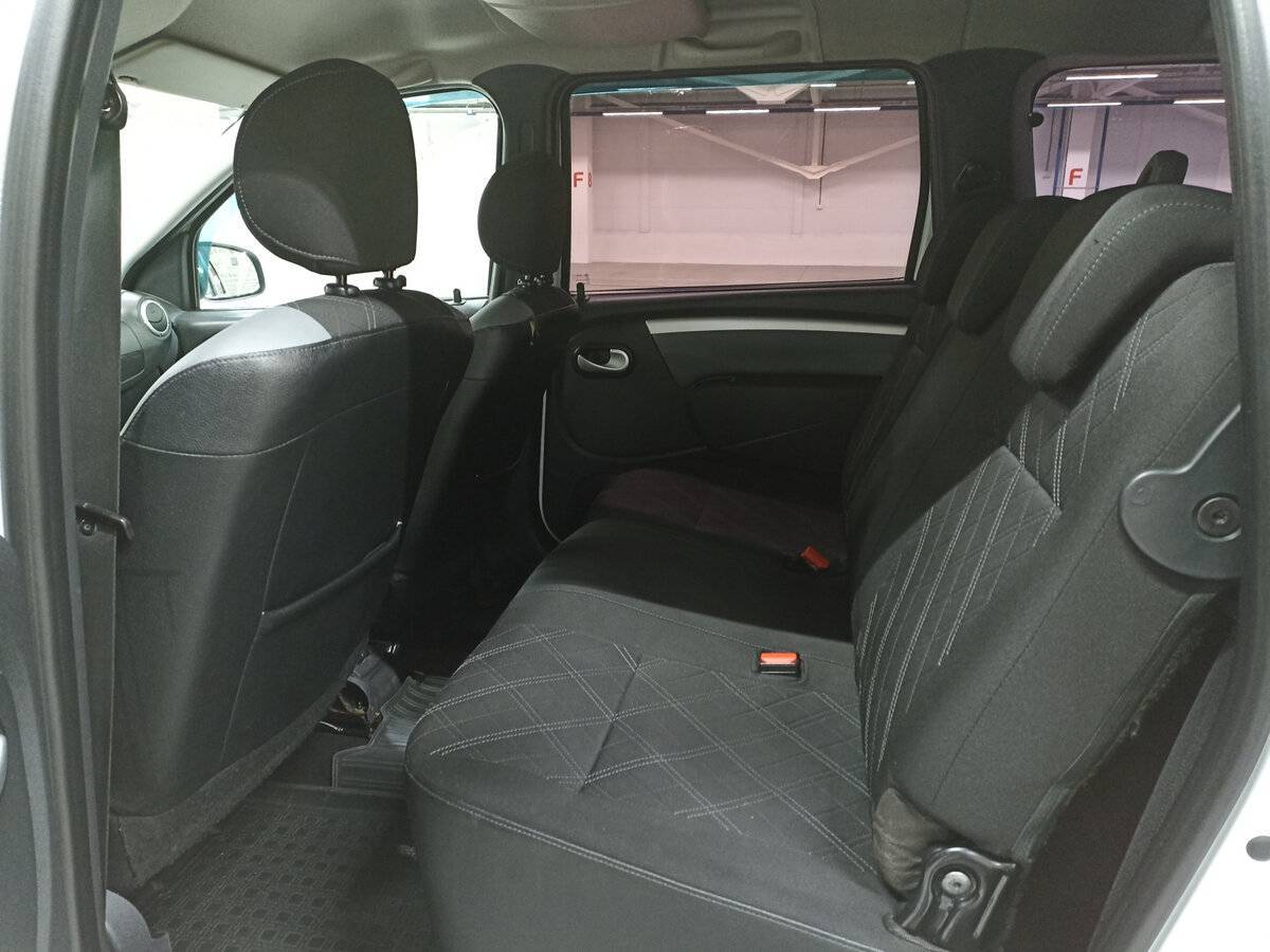 Lada (ВАЗ) Largus с пробегом — 2017 год. Фото: #11