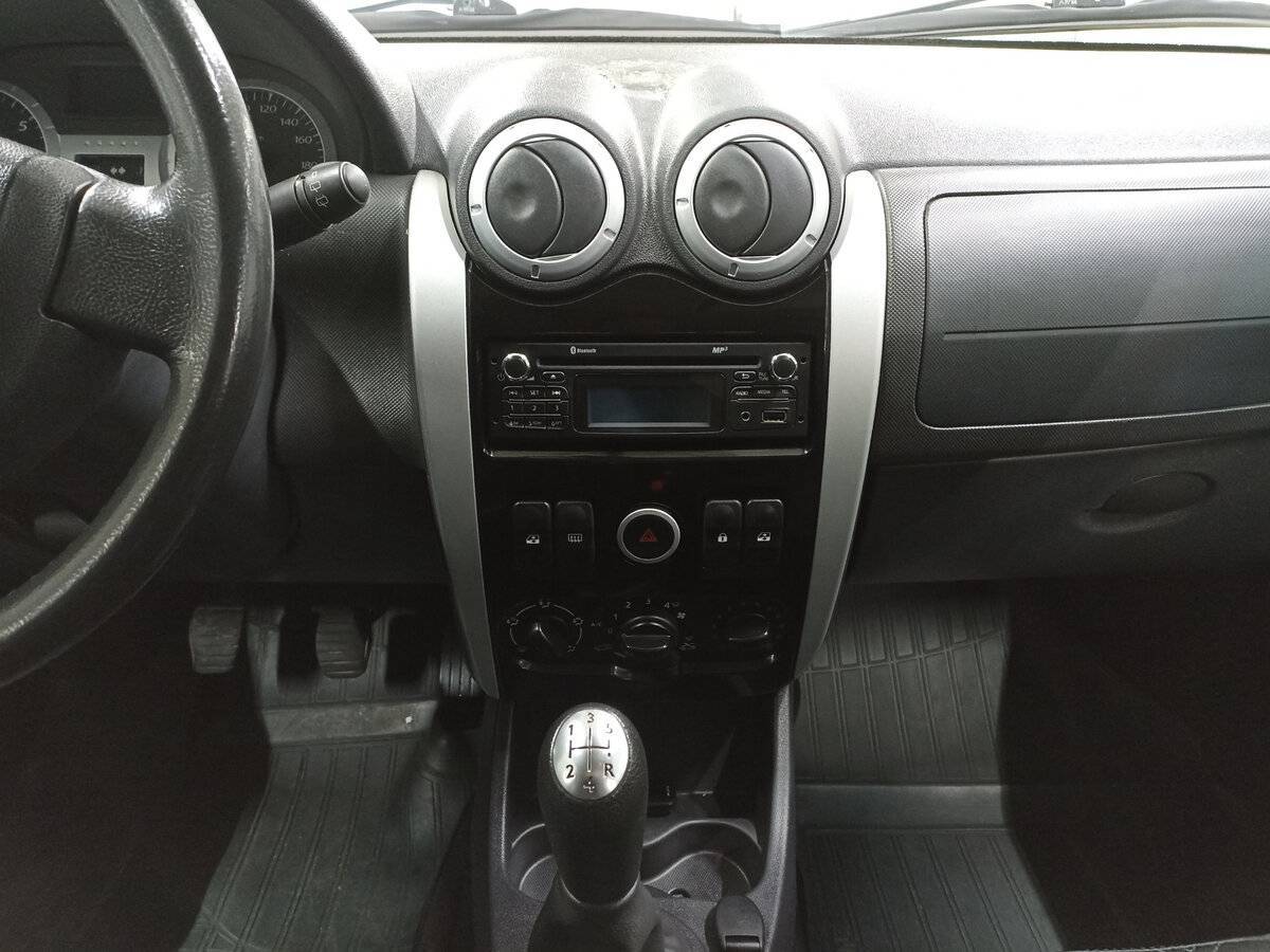 Lada (ВАЗ) Largus с пробегом — 2017 год. Фото: #14