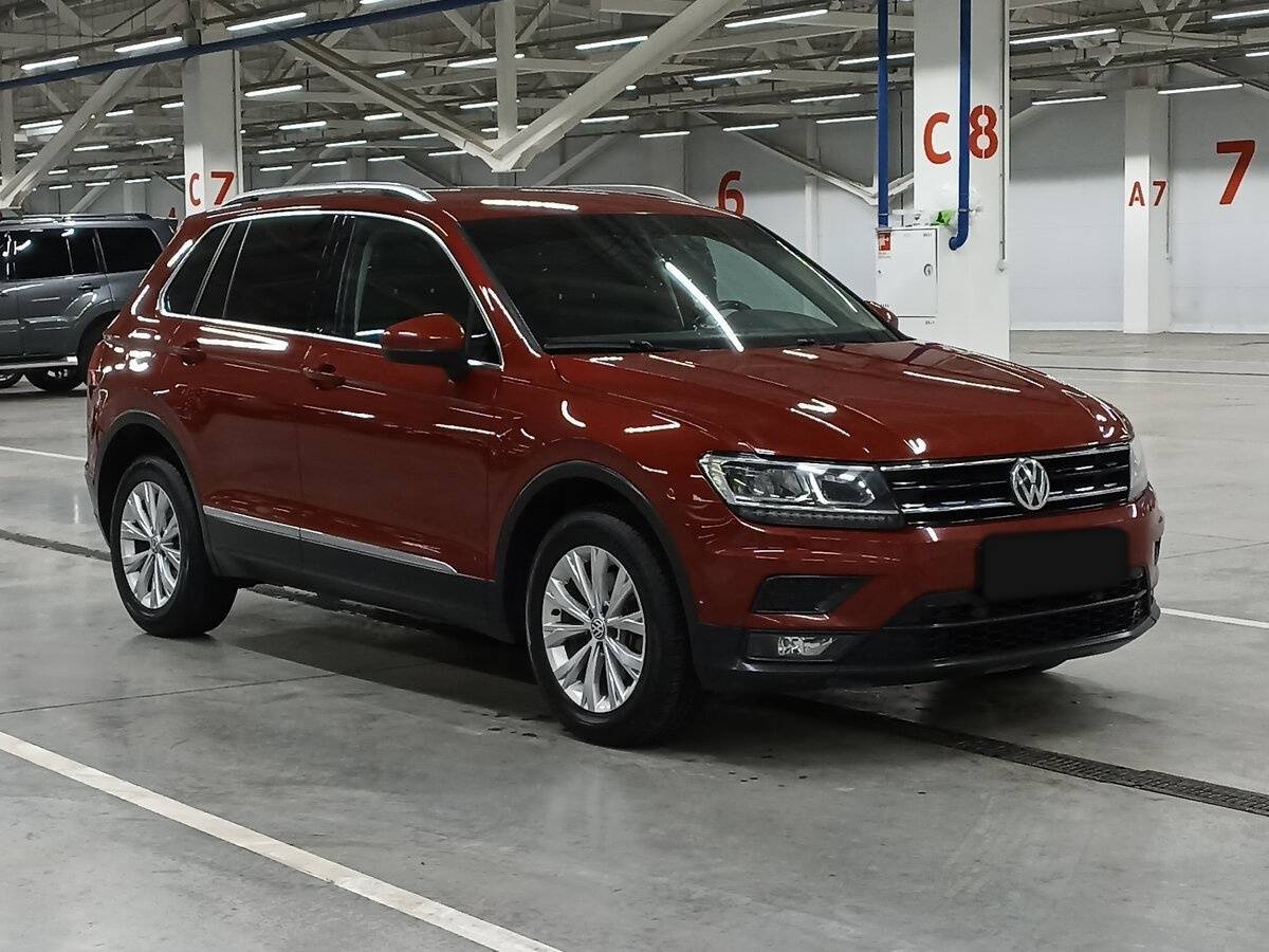 Volkswagen Tiguan с пробегом — 2018 год. Фото: #2