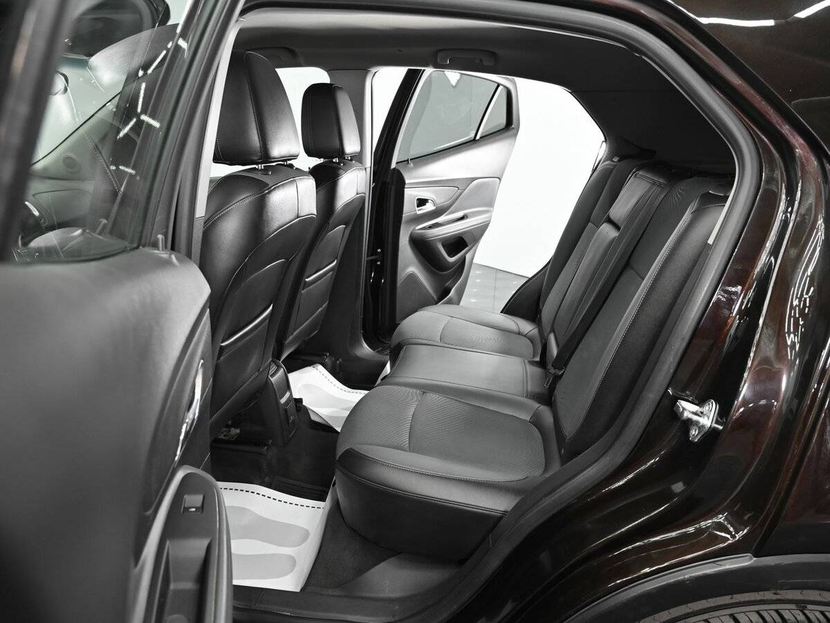 Opel Mokka с пробегом — 2014 год. Фото: #12