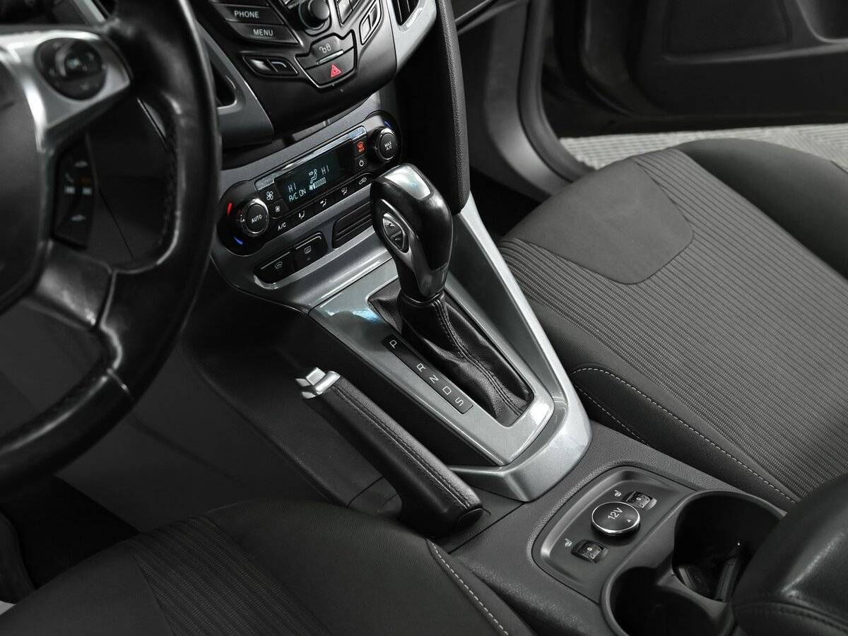 Ford Focus с пробегом — 2012 год. Фото: #9