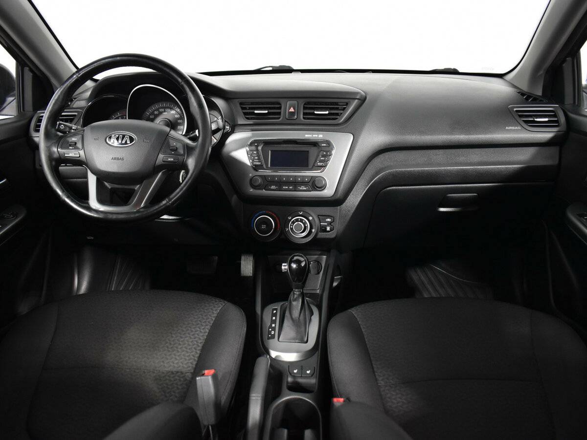 Kia Rio с пробегом — 2014 год. Фото: #10