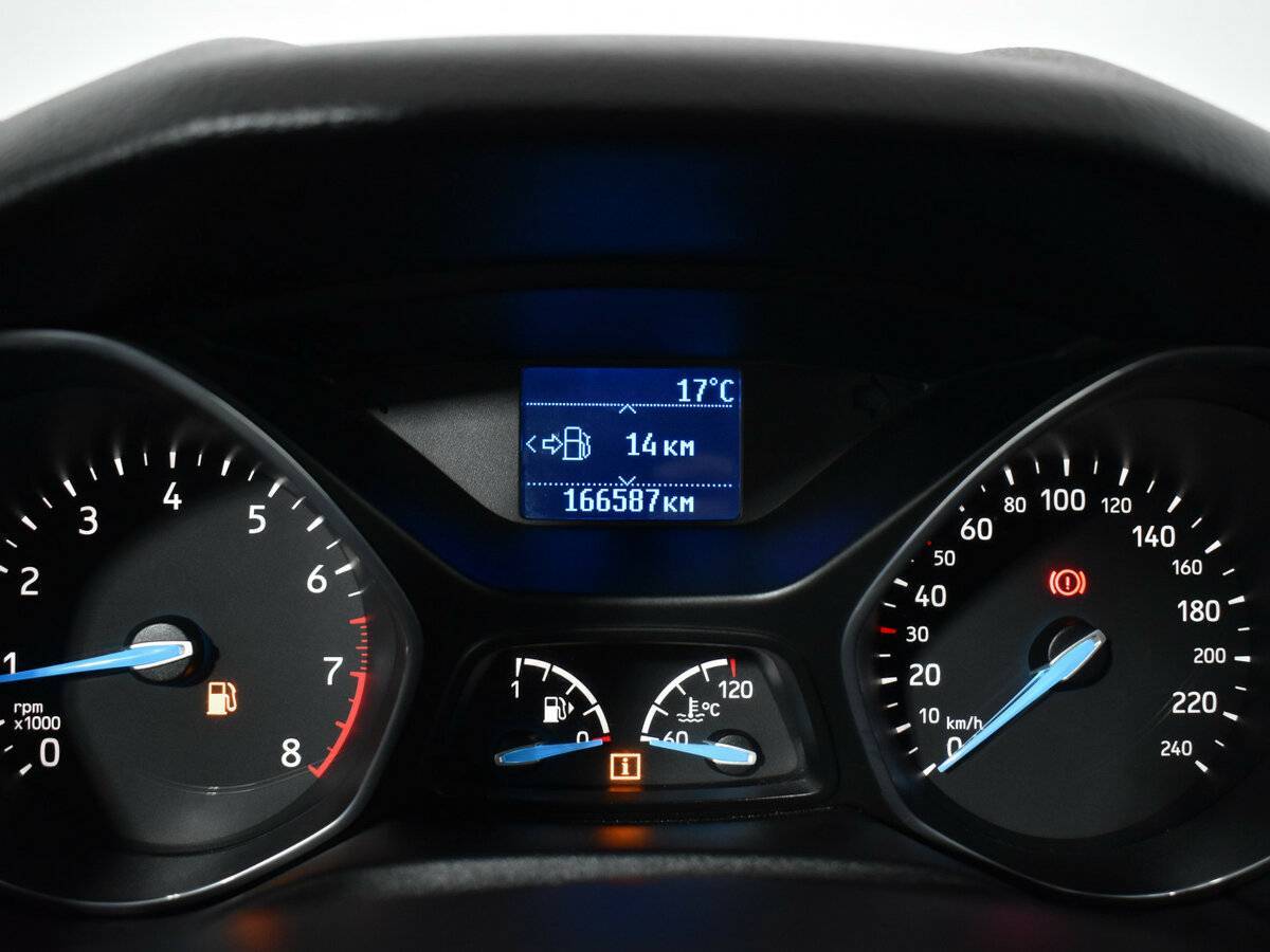 Ford Focus с пробегом — 2016 год. Фото: #12