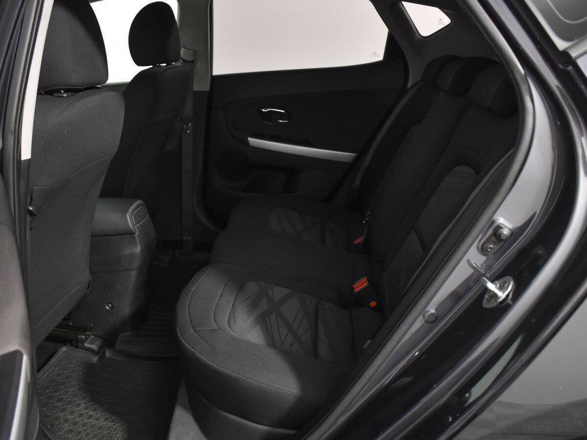 Kia Ceed с пробегом — 2016 год. Фото: #11