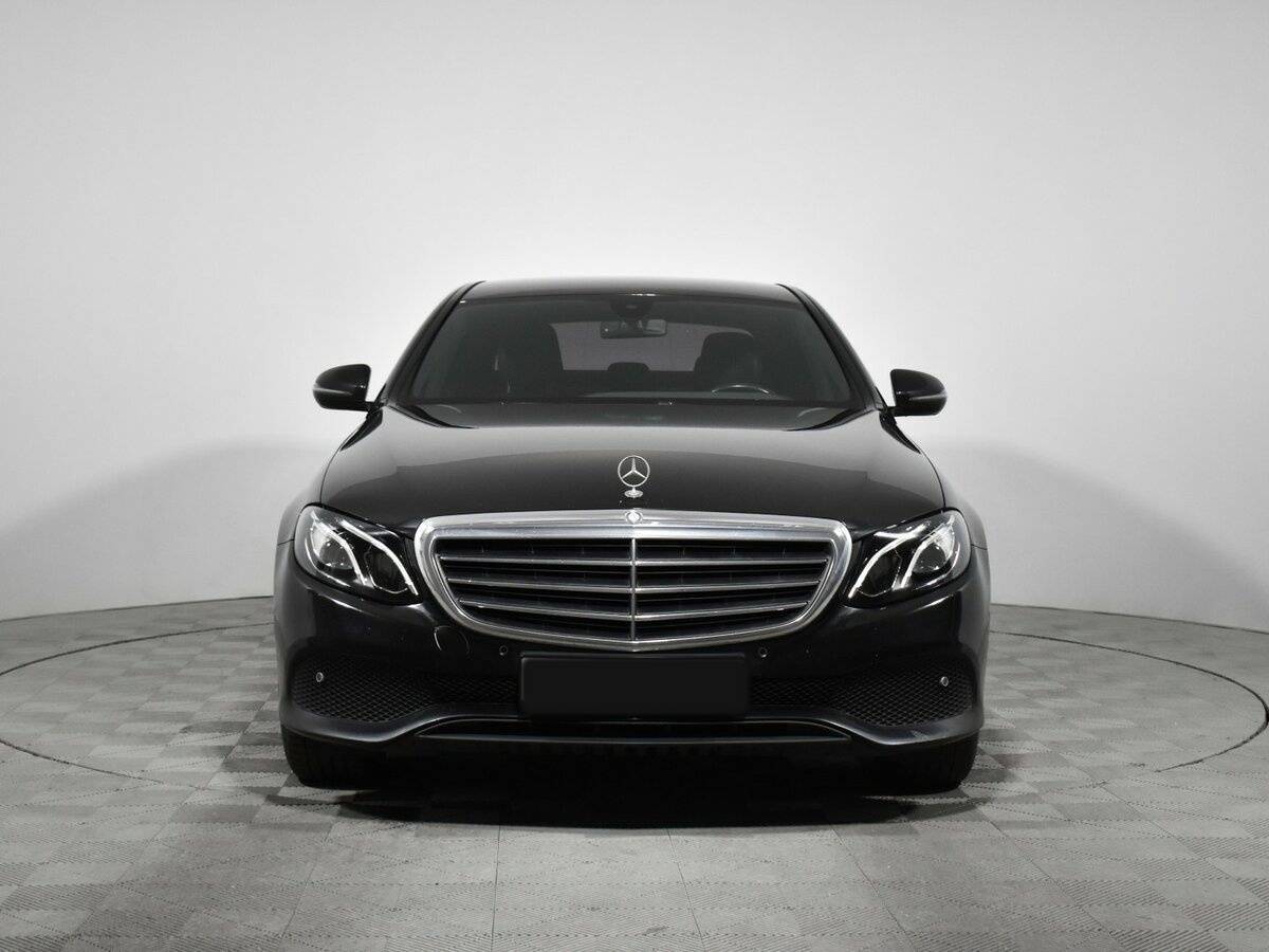 Mercedes-Benz E-Класс с пробегом — 2016 год. Фото: #1