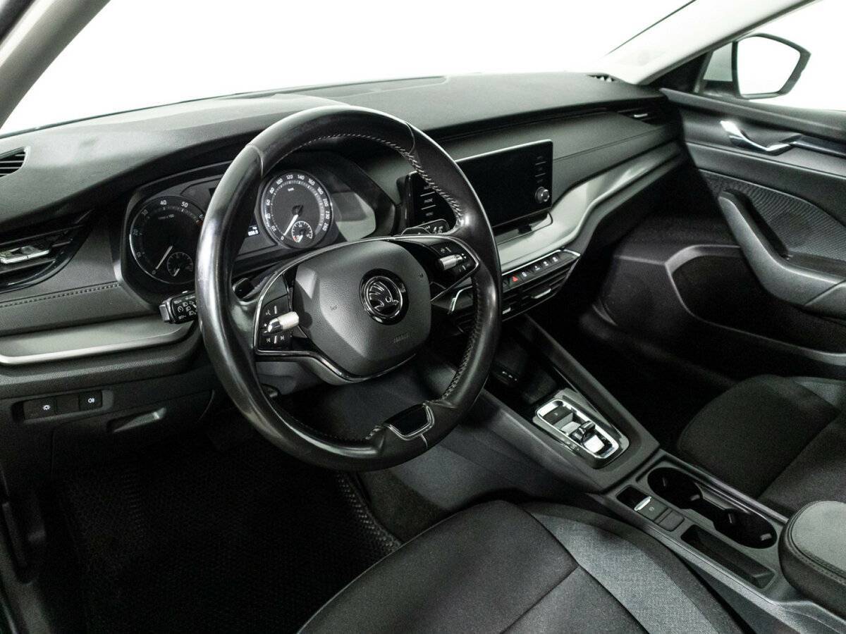Skoda Octavia с пробегом — 2021 год. Фото: #10