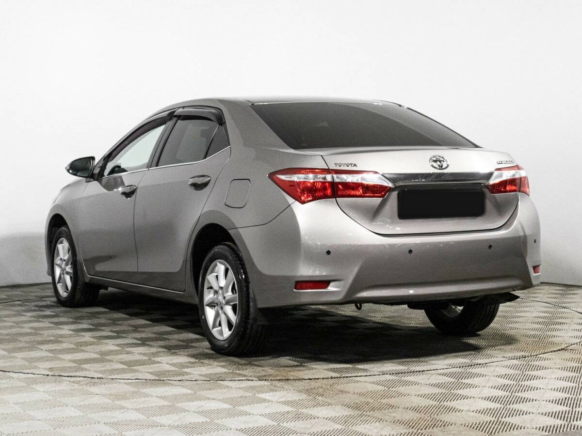 Toyota Corolla с пробегом — 2013 год. Фото: #6