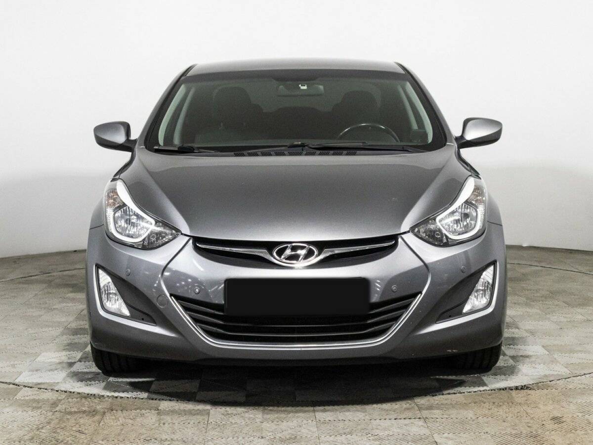 Hyundai Elantra с пробегом — 2015 год. Фото: #1