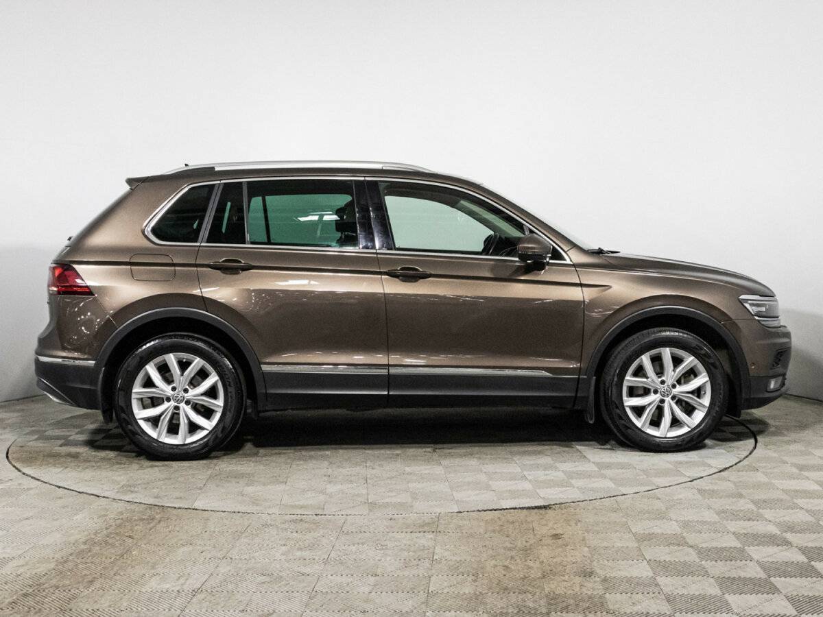 Volkswagen Tiguan с пробегом — 2017 год. Фото: #3
