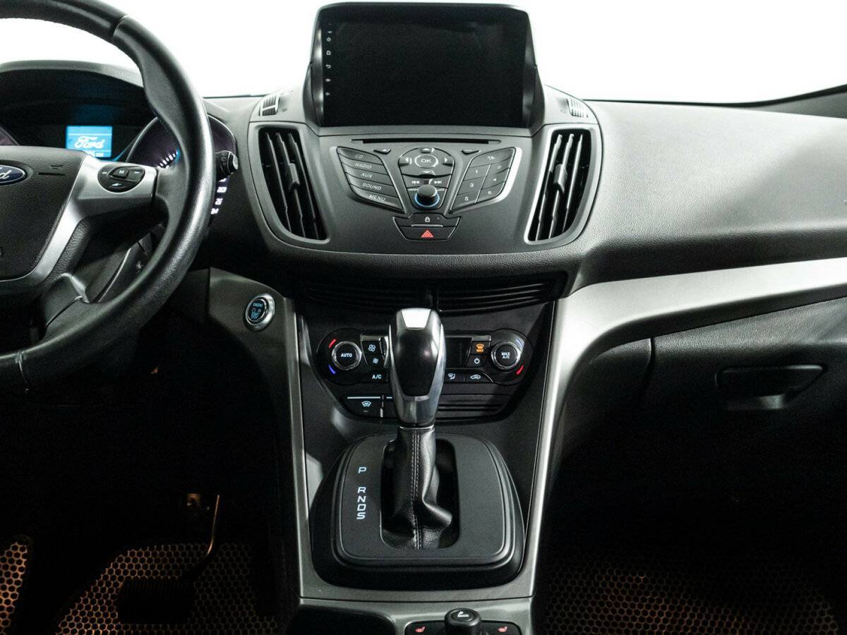 Ford Kuga с пробегом — 2016 год. Фото: #13