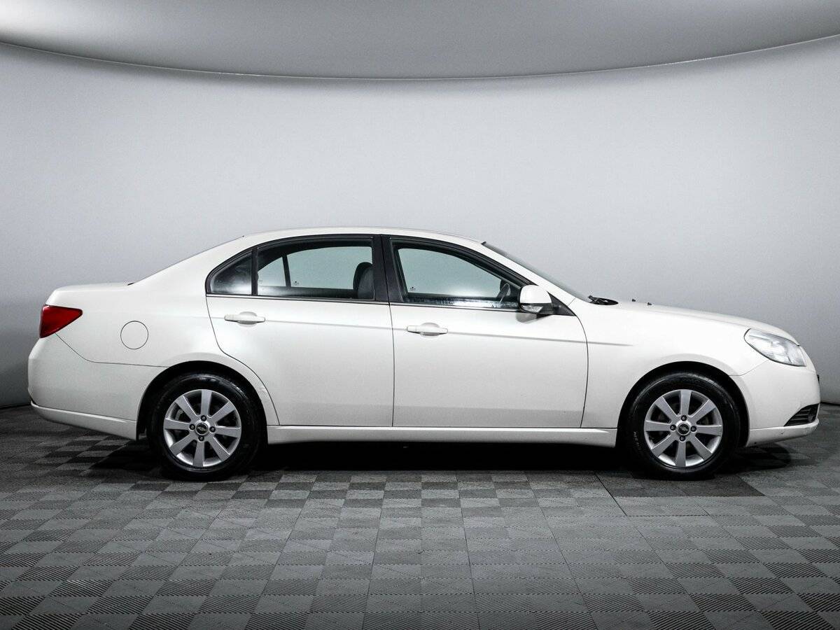 Chevrolet Epica с пробегом — 2012 год. Фото: #3