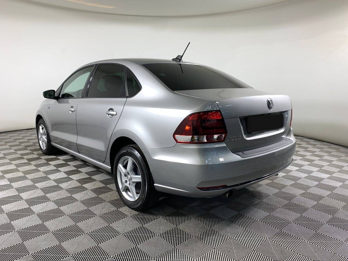 Volkswagen Polo с пробегом — 2019 год. Фото: #6