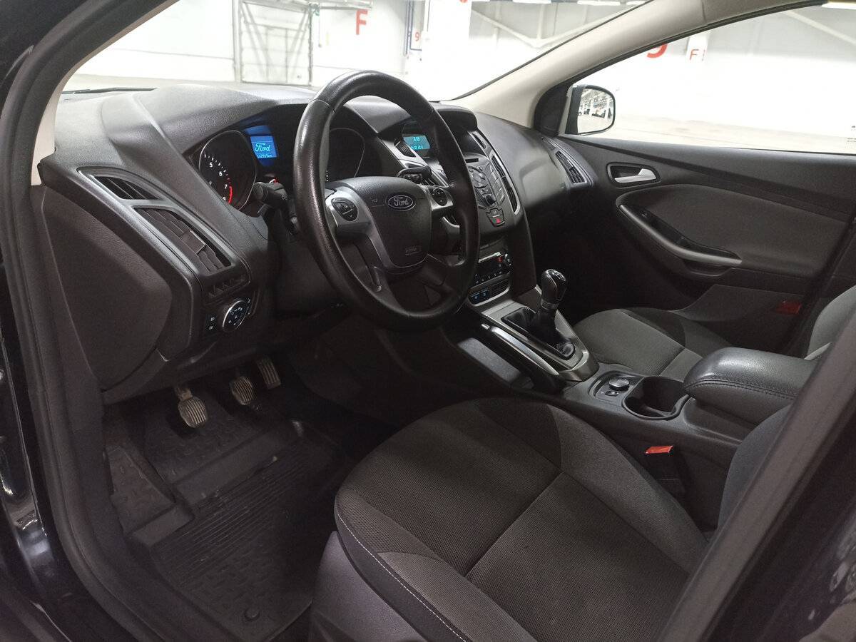 Ford Focus с пробегом — 2013 год. Фото: #15