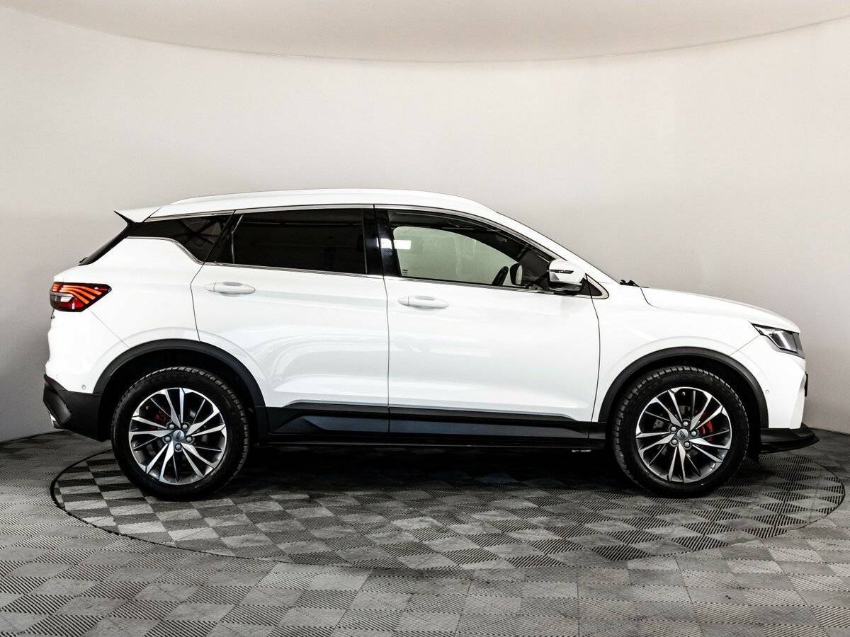 Geely Coolray с пробегом — 2021 год. Фото: #3