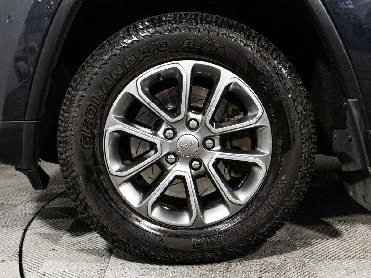 Jeep Grand Cherokee с пробегом — 2014 год. Фото: #25