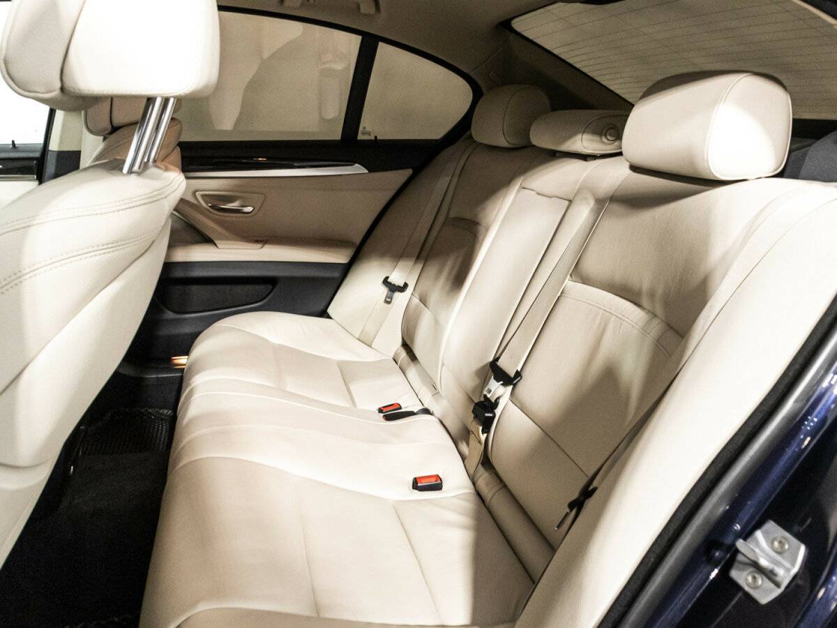 BMW 5 серии с пробегом — 2016 год. Фото: #9