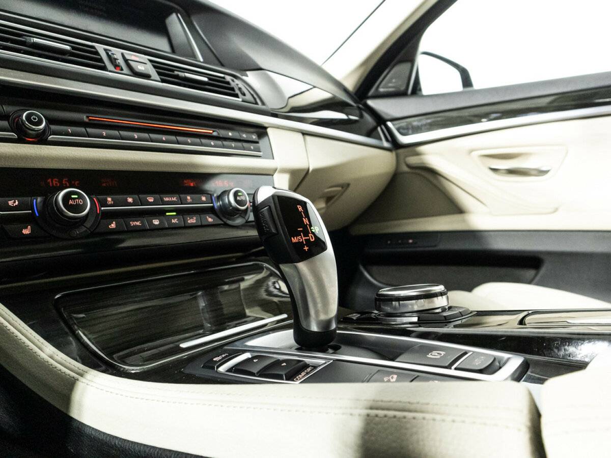 BMW 5 серии с пробегом — 2016 год. Фото: #24