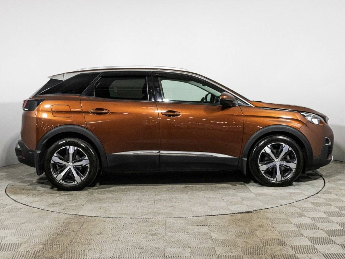 Peugeot 3008 с пробегом — 2017 год. Фото: #3