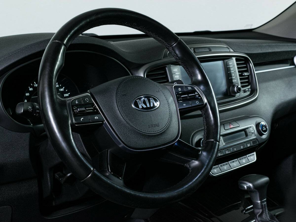 Kia Sorento с пробегом — 2018 год. Фото: #15