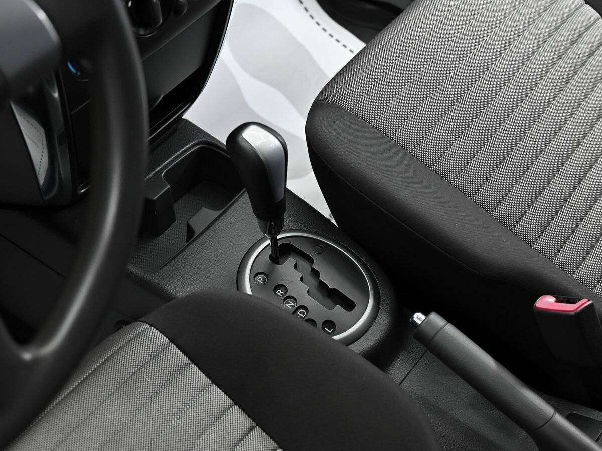 Suzuki SX4 с пробегом — 2013 год. Фото: #9