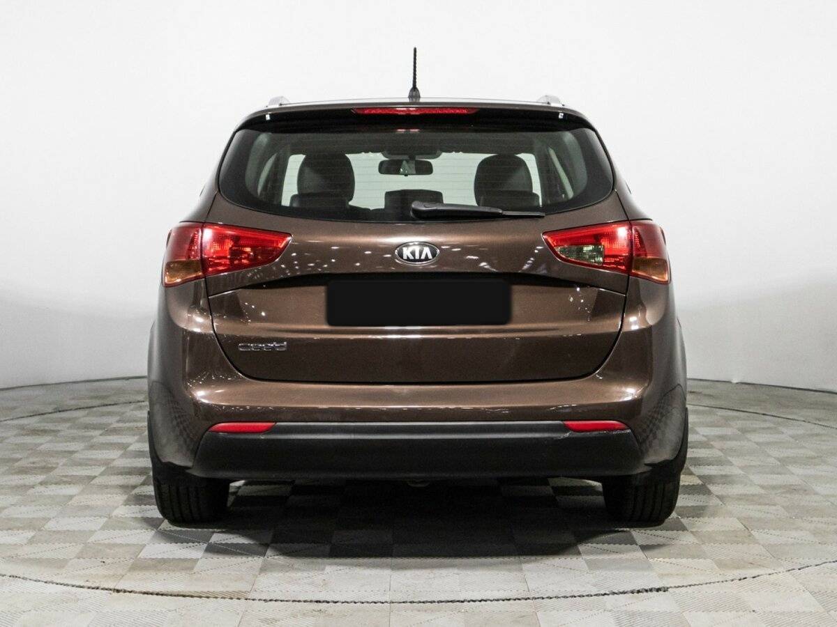 Kia Ceed с пробегом — 2013 год. Фото: #5