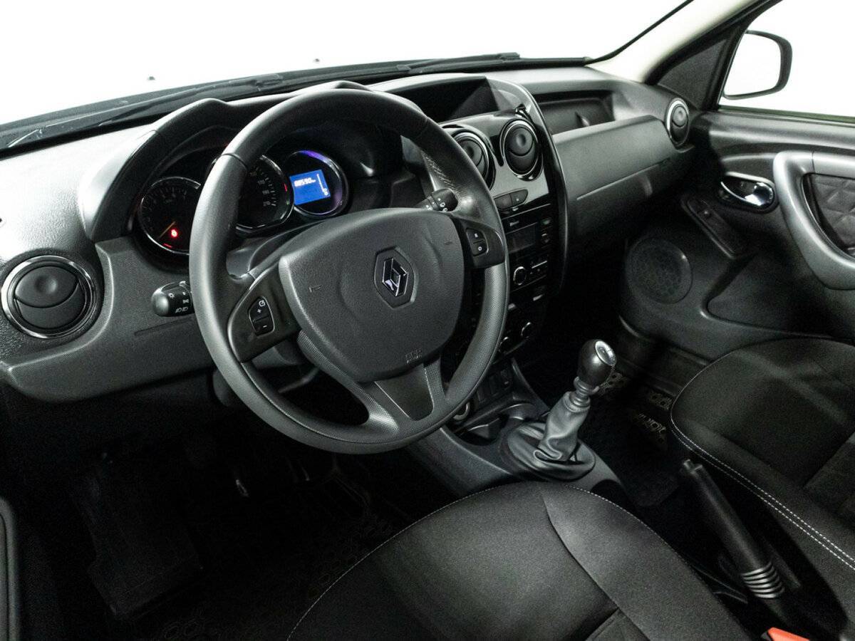 Renault Duster с пробегом — 2018 год. Фото: #10