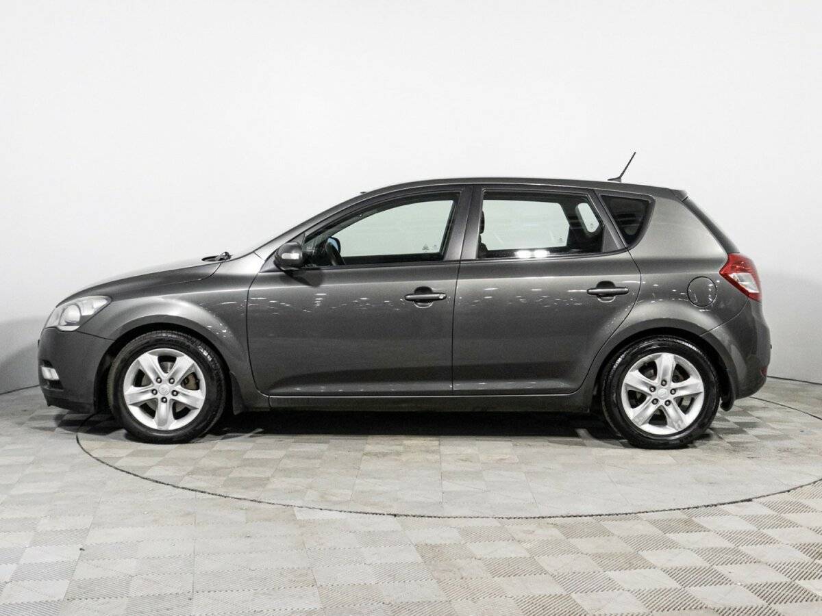 Kia Ceed с пробегом — 2012 год. Фото: #7
