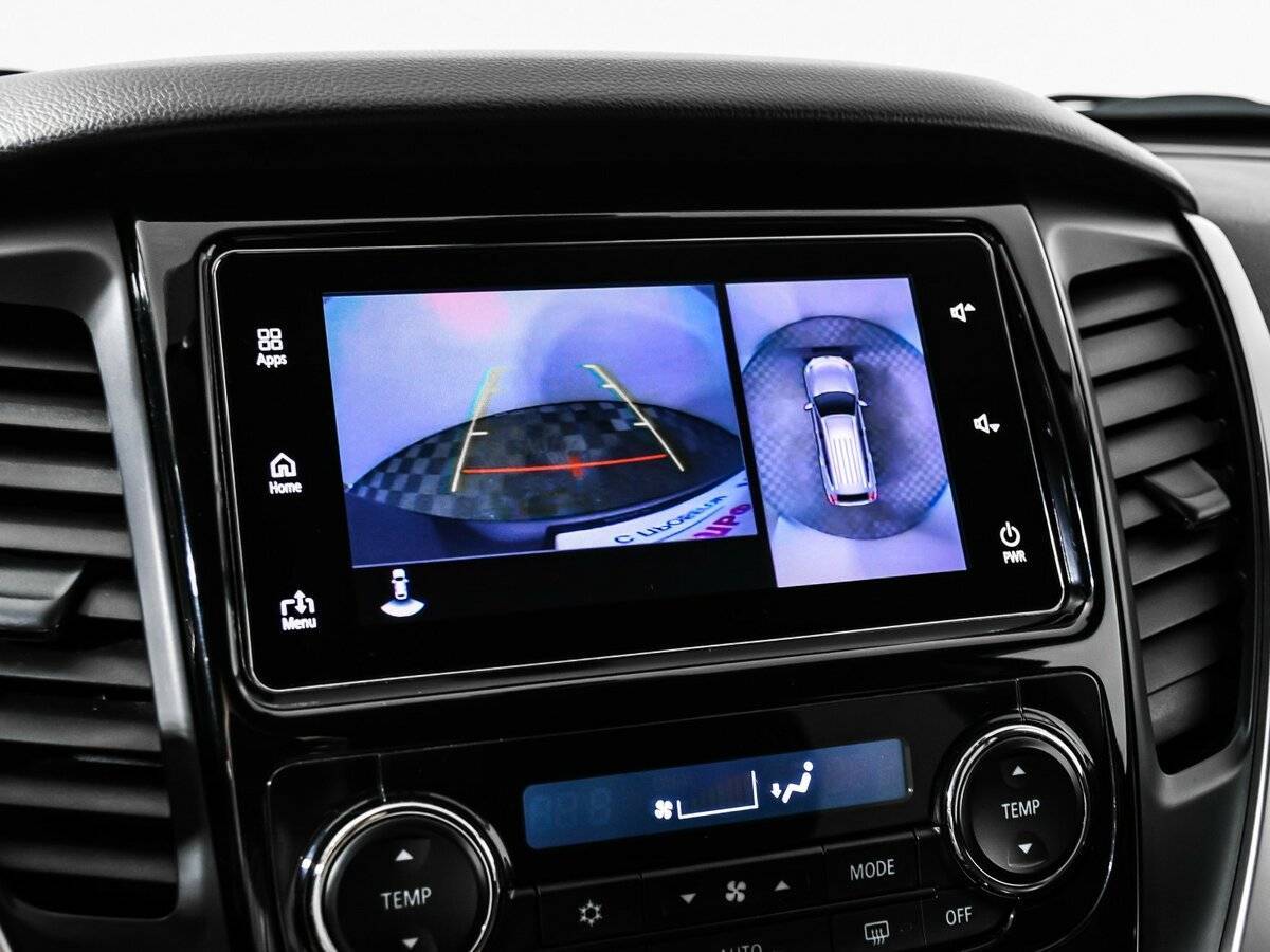 Mitsubishi Pajero Sport с пробегом — 2017 год. Фото: #13