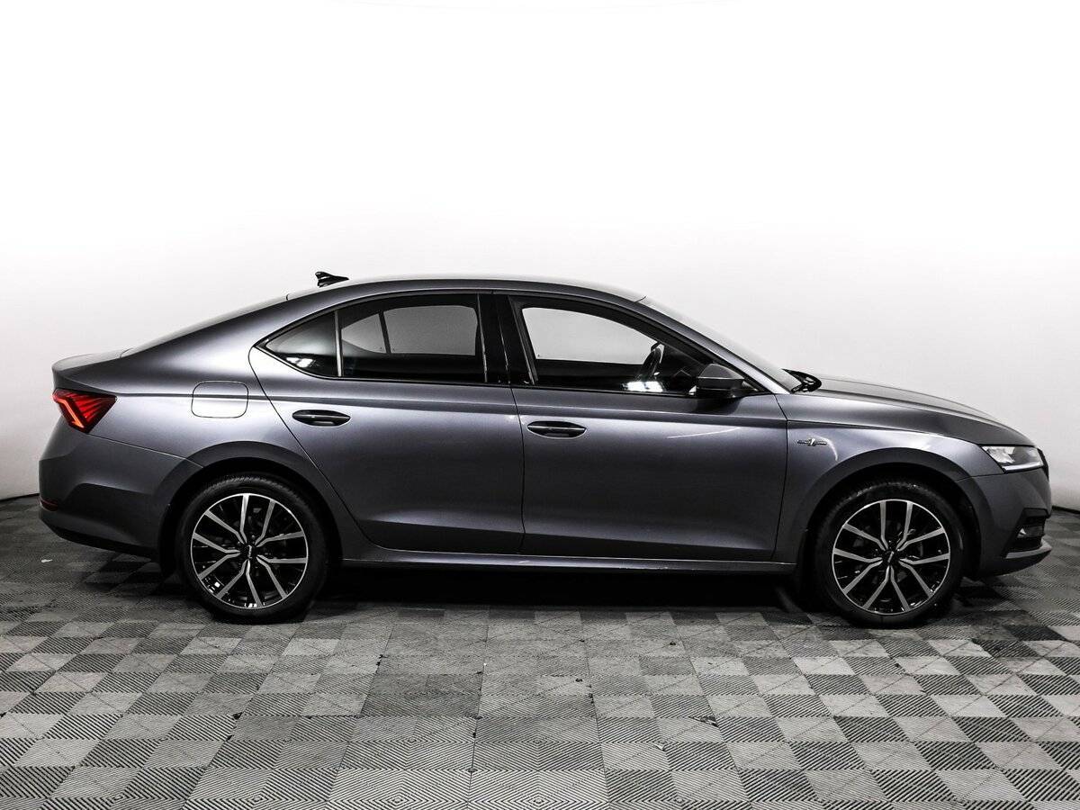 Skoda Octavia с пробегом — 2021 год. Фото: #3