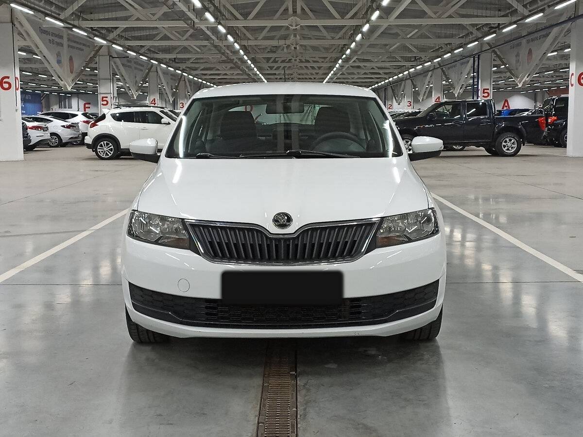 Skoda Rapid с пробегом — 2018 год. Фото: #1