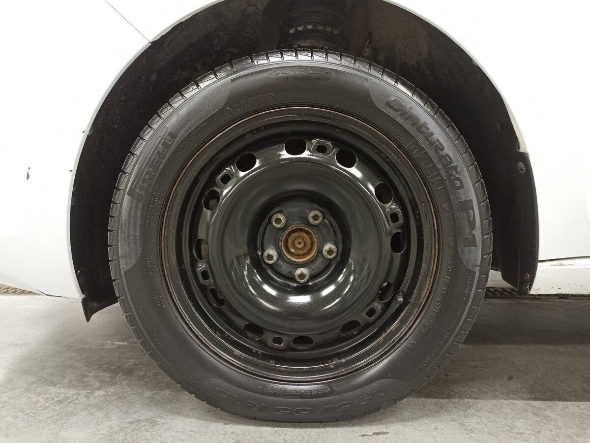 Skoda Rapid с пробегом — 2018 год. Фото: #17