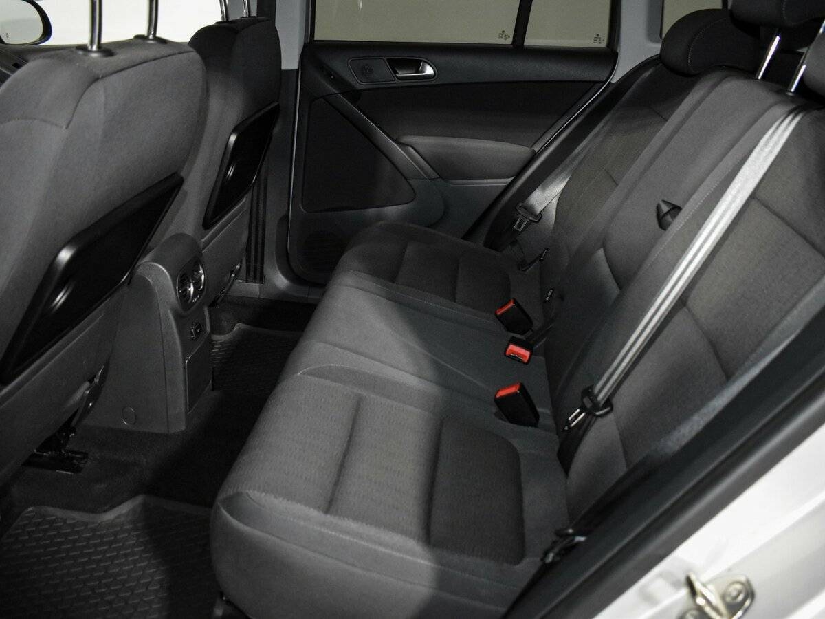 Volkswagen Tiguan с пробегом — 2013 год. Фото: #11