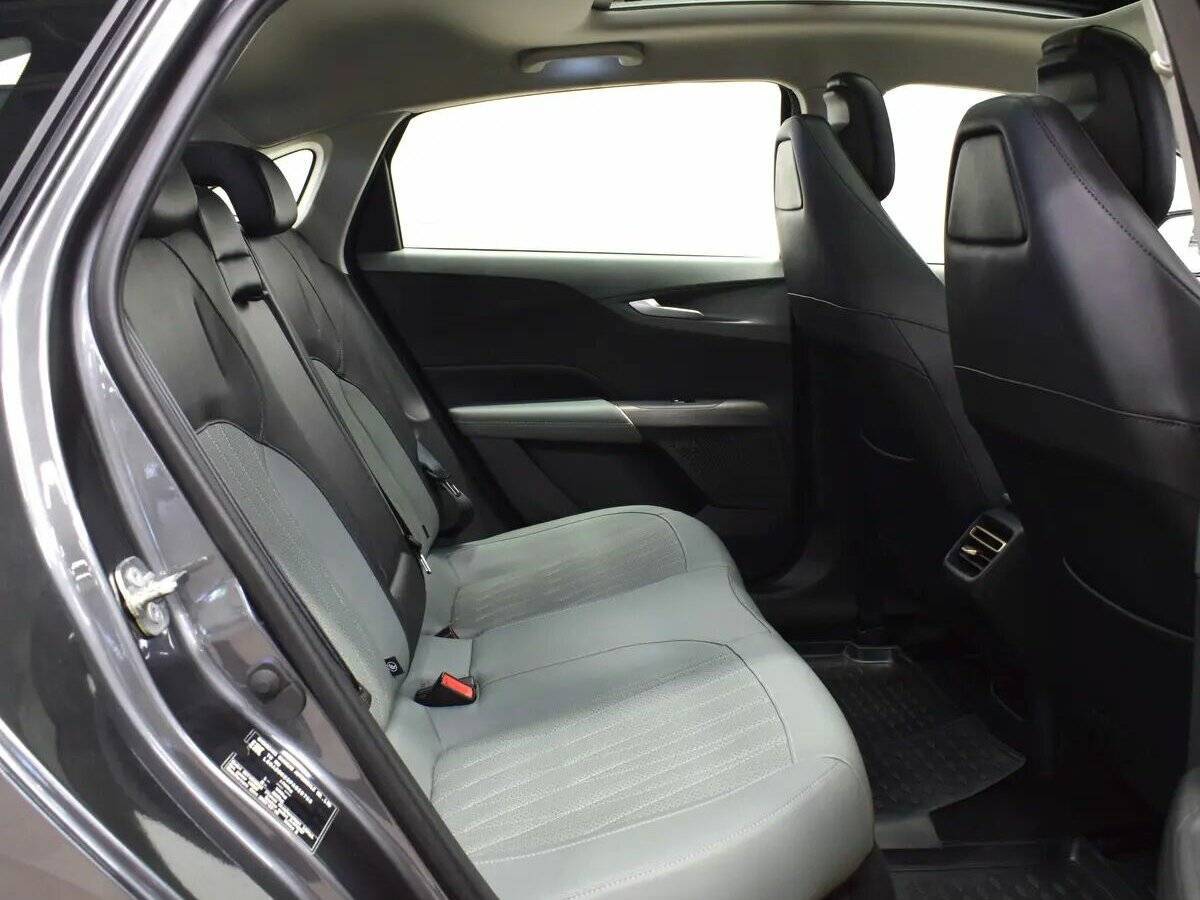 Changan Lamore с пробегом — 2023 год. Фото: #15