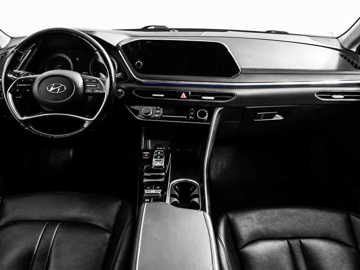 Hyundai Sonata с пробегом — 2020 год. Фото: #10