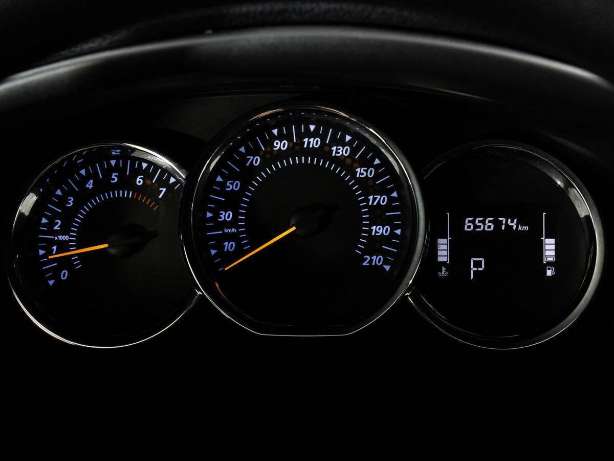 Renault Sandero с пробегом — 2022 год. Фото: #15