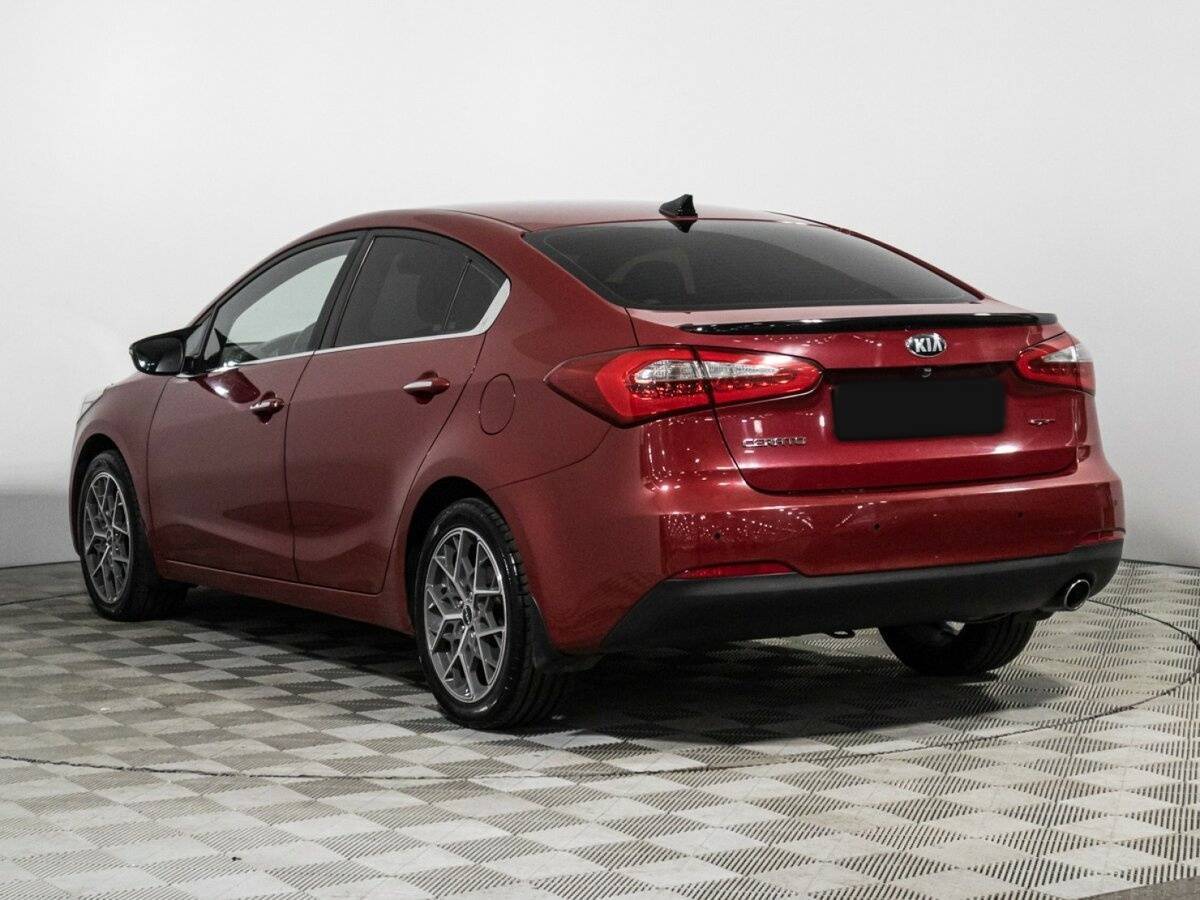 Kia Cerato с пробегом — 2014 год. Фото: #6