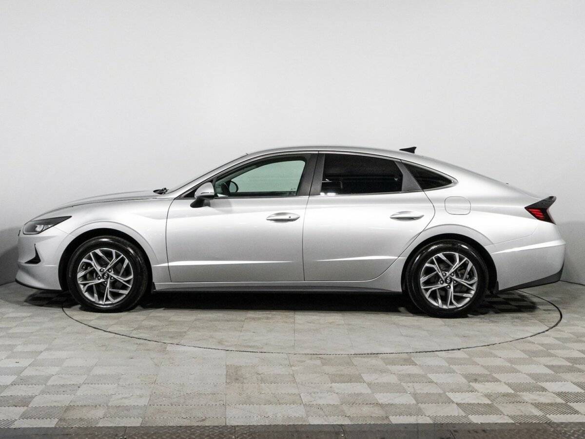 Hyundai Sonata с пробегом — 2020 год. Фото: #7