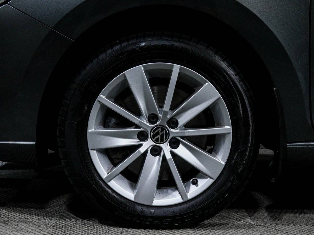 Volkswagen Polo с пробегом — 2022 год. Фото: #14