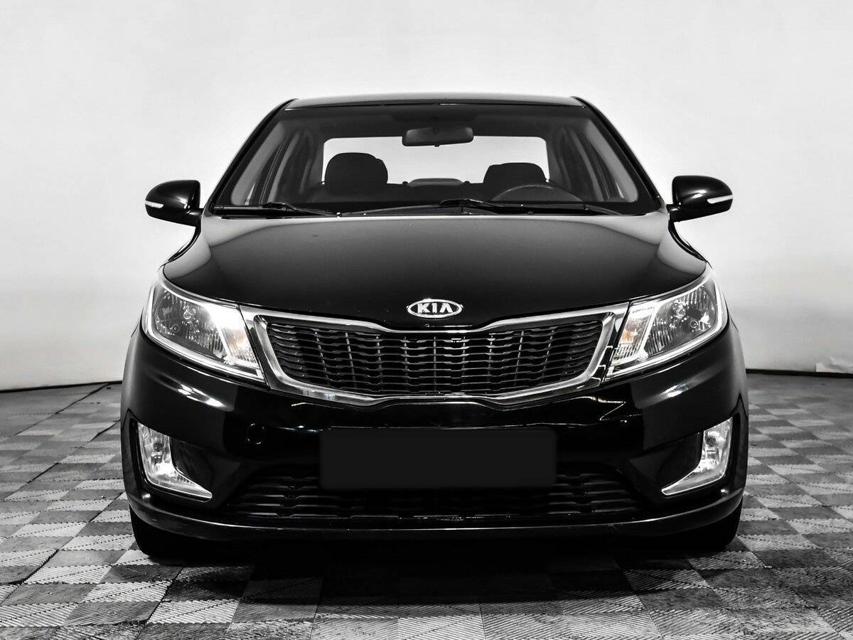 Kia Rio с пробегом — 2012 год. Фото: #1